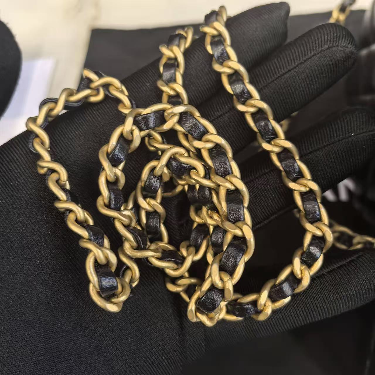 CHANEL 25A kelly