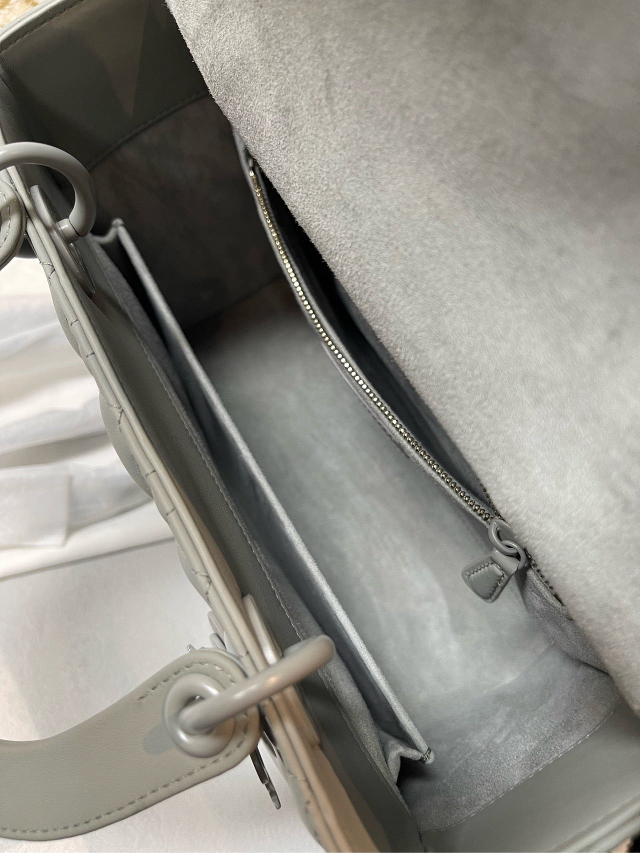 Brand new Dior Empress dowager wuge