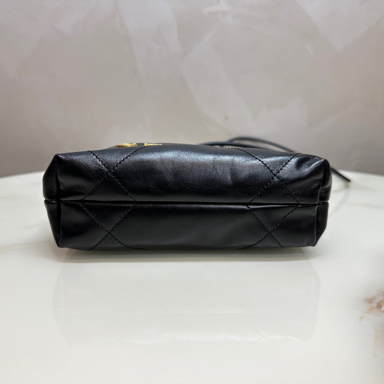 Chanel 22Bah Mini
