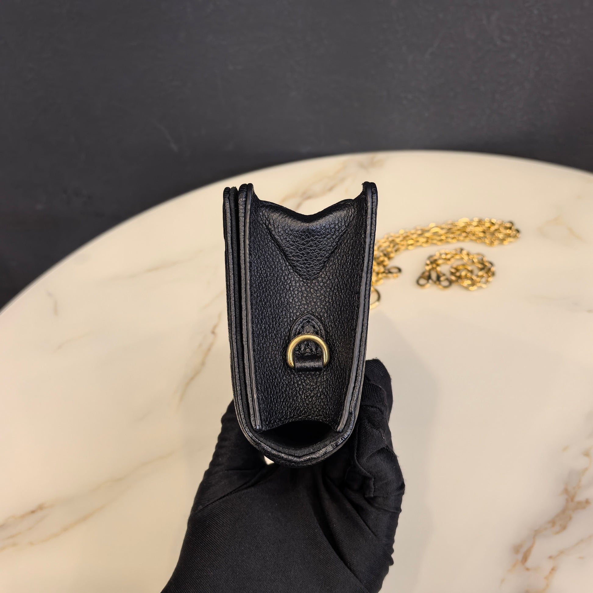 Louis Vuitton Lily woc